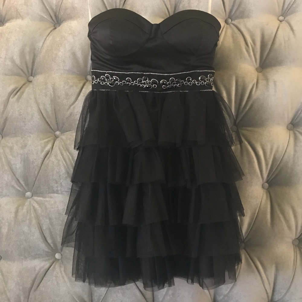 Little Black Cocktail Dress! 💃🏻💗🥂